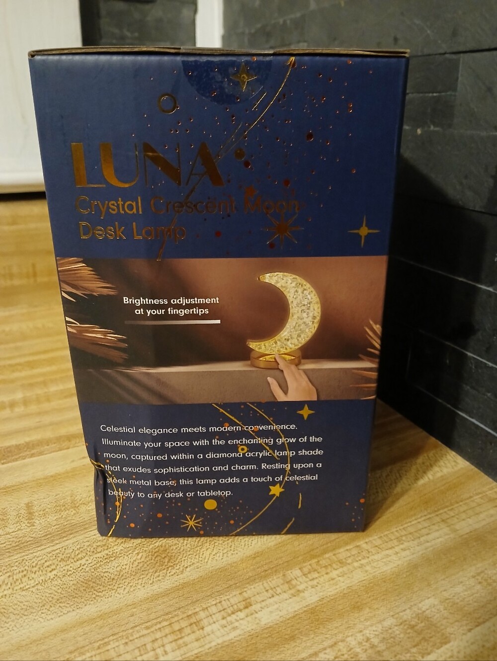 Crescent Moon Light NIB Rechargable & 3 Shades - Picture 4 of 6